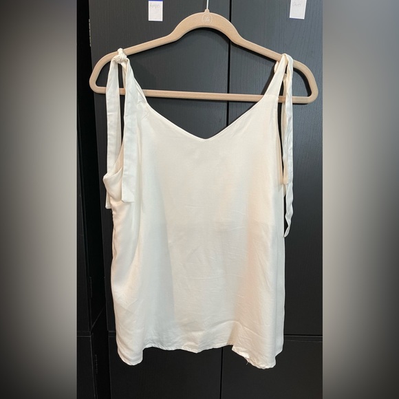 ARKITECT ADJUSTABLE LENGTH TANK BLOUSE - Picture 3 of 4